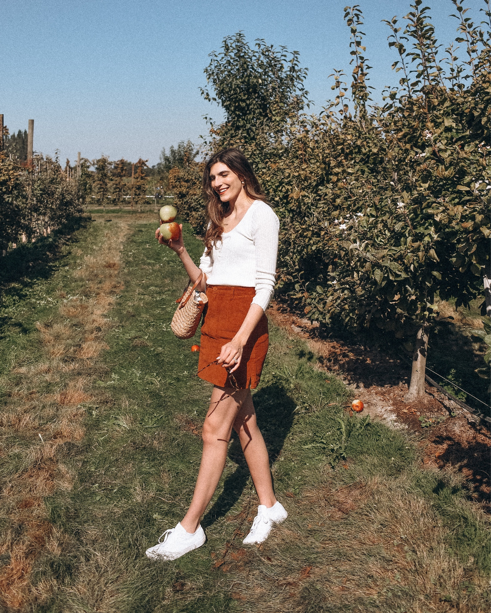 Apple picking outfit // fall outfits 


#LTKunder50 #LTKunder100 #LTKSeasonal