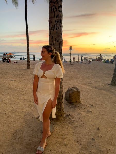 Beach, outfit, vacation outfit, white dress, revolve, sunset pictures, Waikiki Beach, Honolulu, Oahu, revolve

#LTKSeasonal #LTKtravel #LTKswim