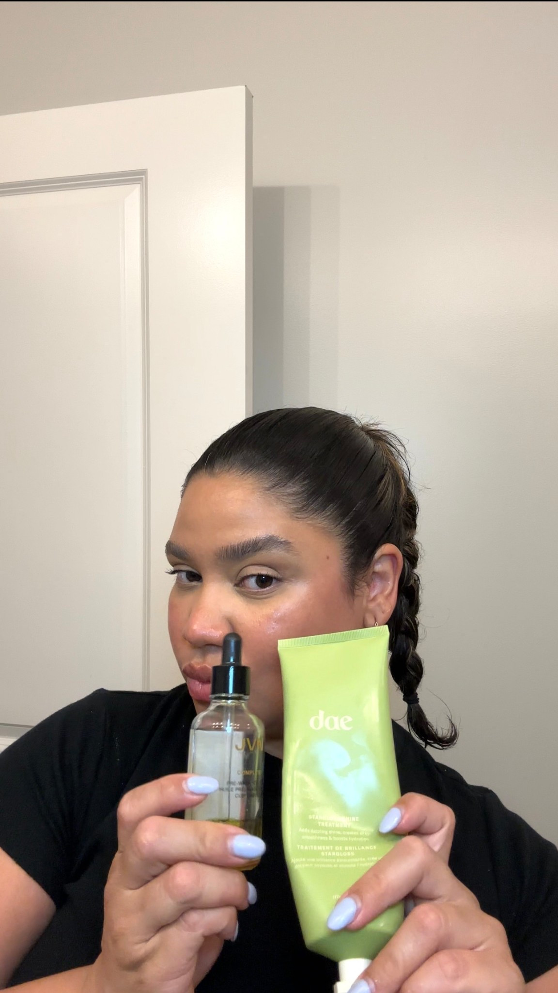 My current pre shampoo hair care routine 🫶🏽⚡️ #daehair #jvnhair #preshampoo #prewash 

#LTKBeauty