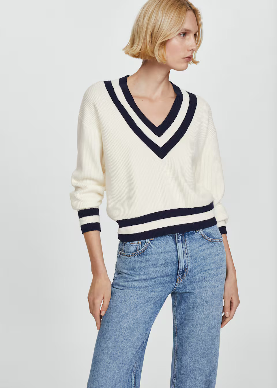 Contrasting v-neck sweater -  Women | Mango USA | MANGO (US)