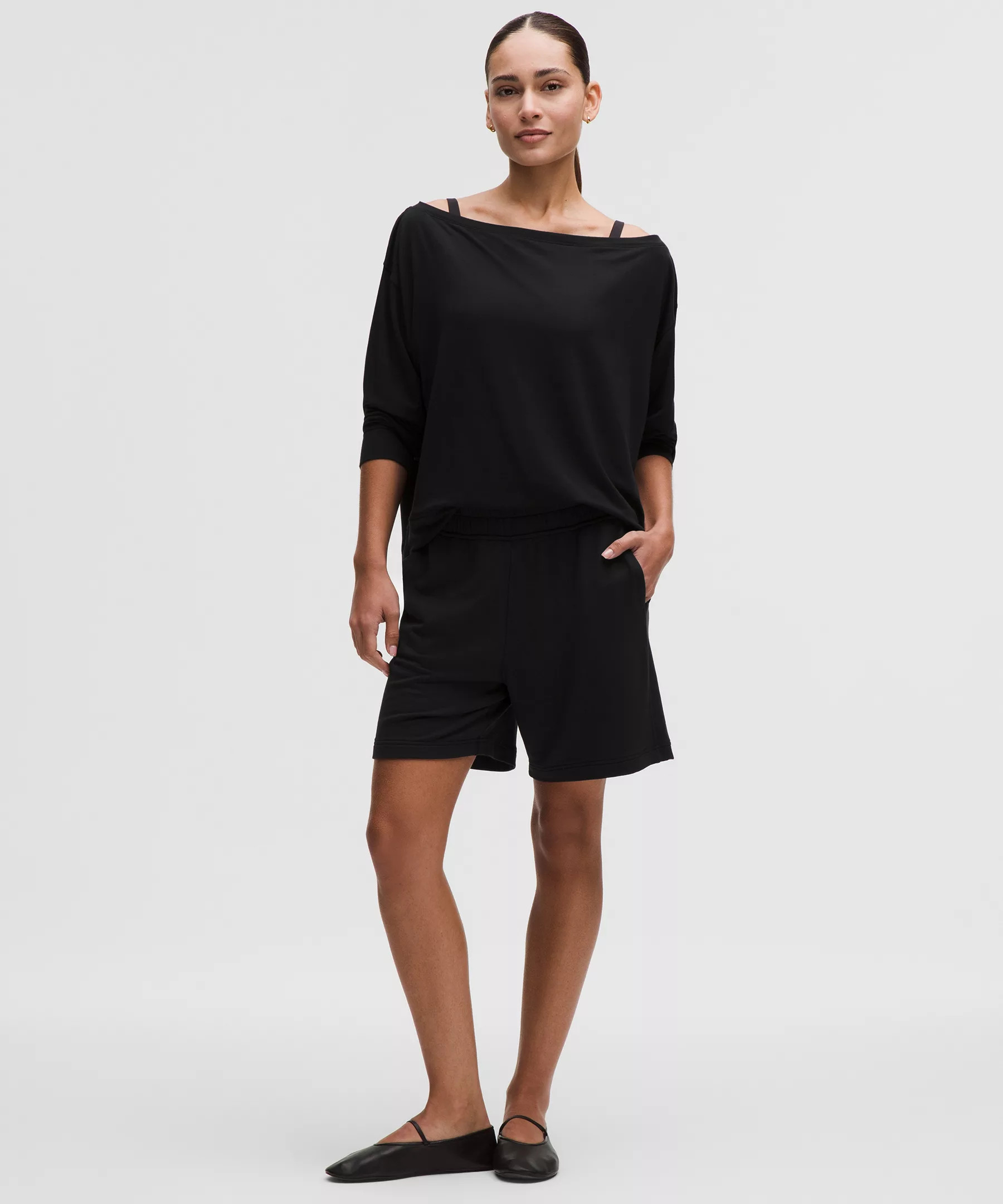 BeCalm Mid-Rise Bermuda Short | Lululemon (US)