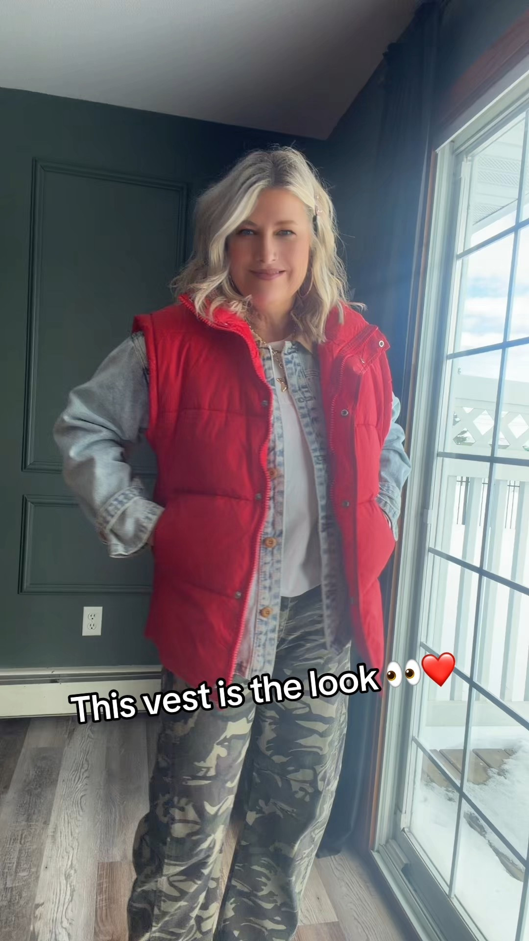 Love the pop of red of this vest!

#LTKdayinmylife #LTKValentine #LTKootd