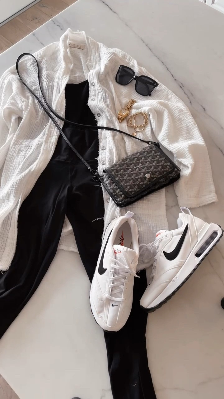 Airport outfit, casual style, travel style #StylinbyAylin 

#LTKSeasonal #LTKtravel #LTKstyletip