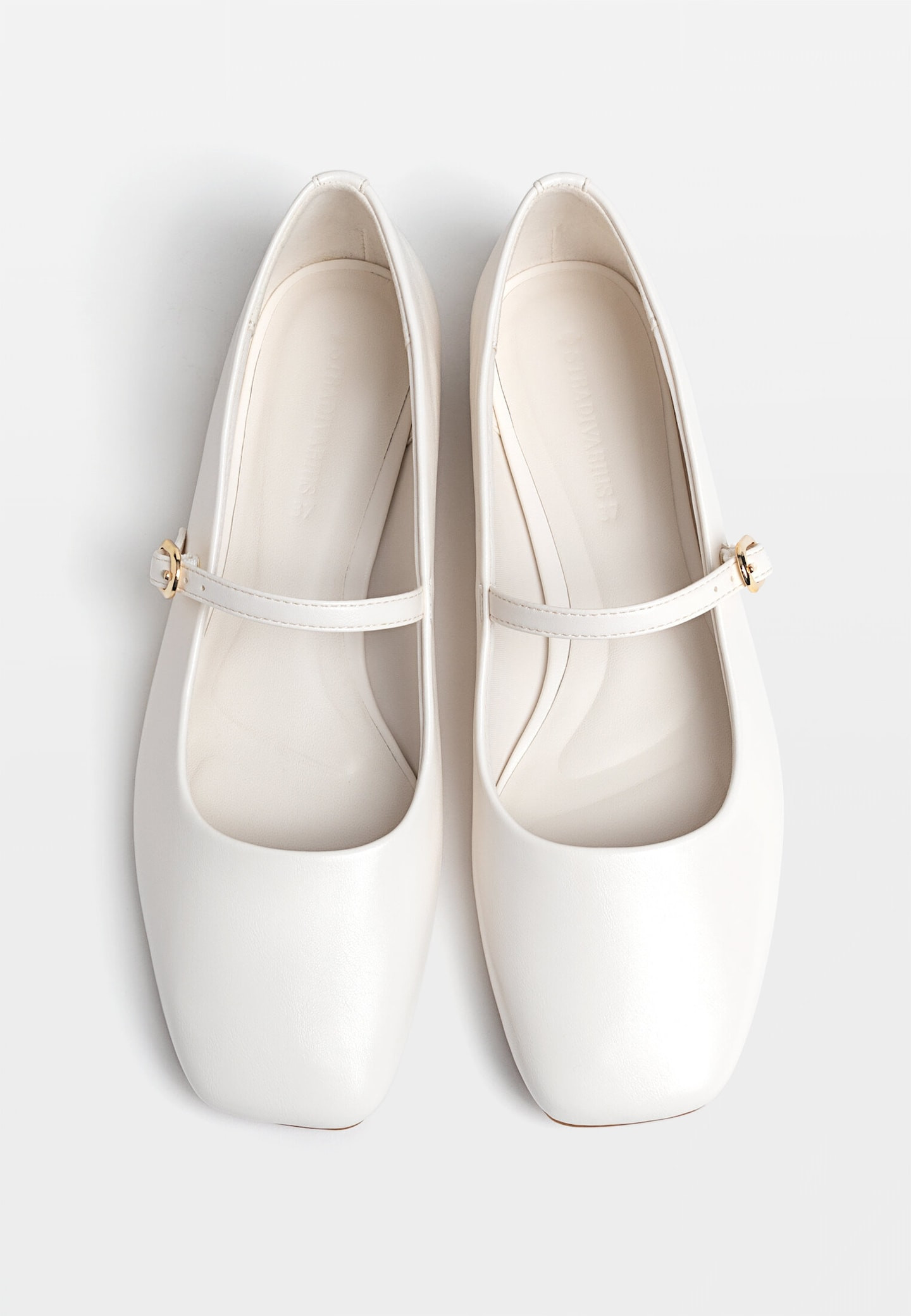 Ballerinas with buckled strap | Stradivarius (UK)