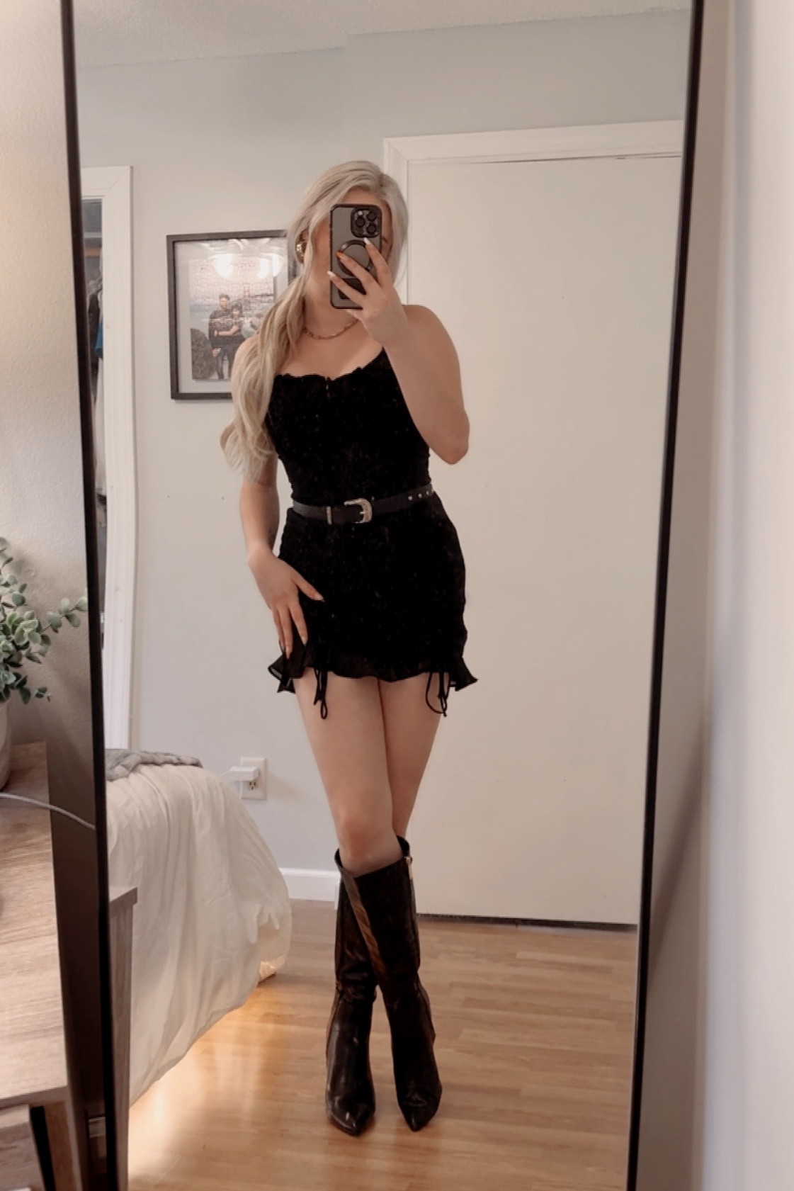 Fall vampire inspired going out fit 🖤🪩🦇 

#fall #halloween #vampire #blackdress #autumn #blackoutfit #girly 

#LTKSeasonal