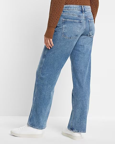 Low Rise Medium Wash Ripped Baggy Straight Jeans | Express