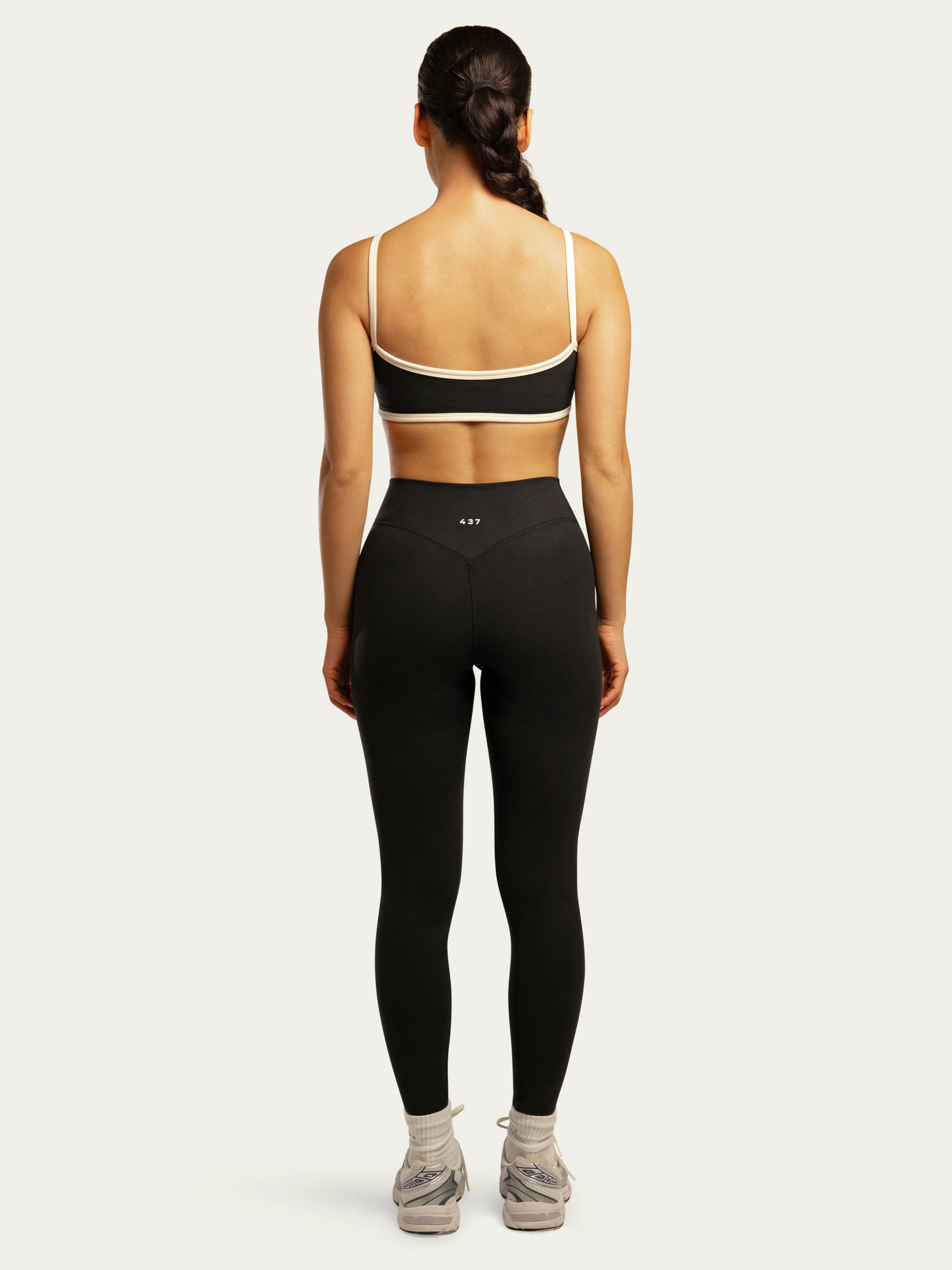 The Essentials Legging Black | 437