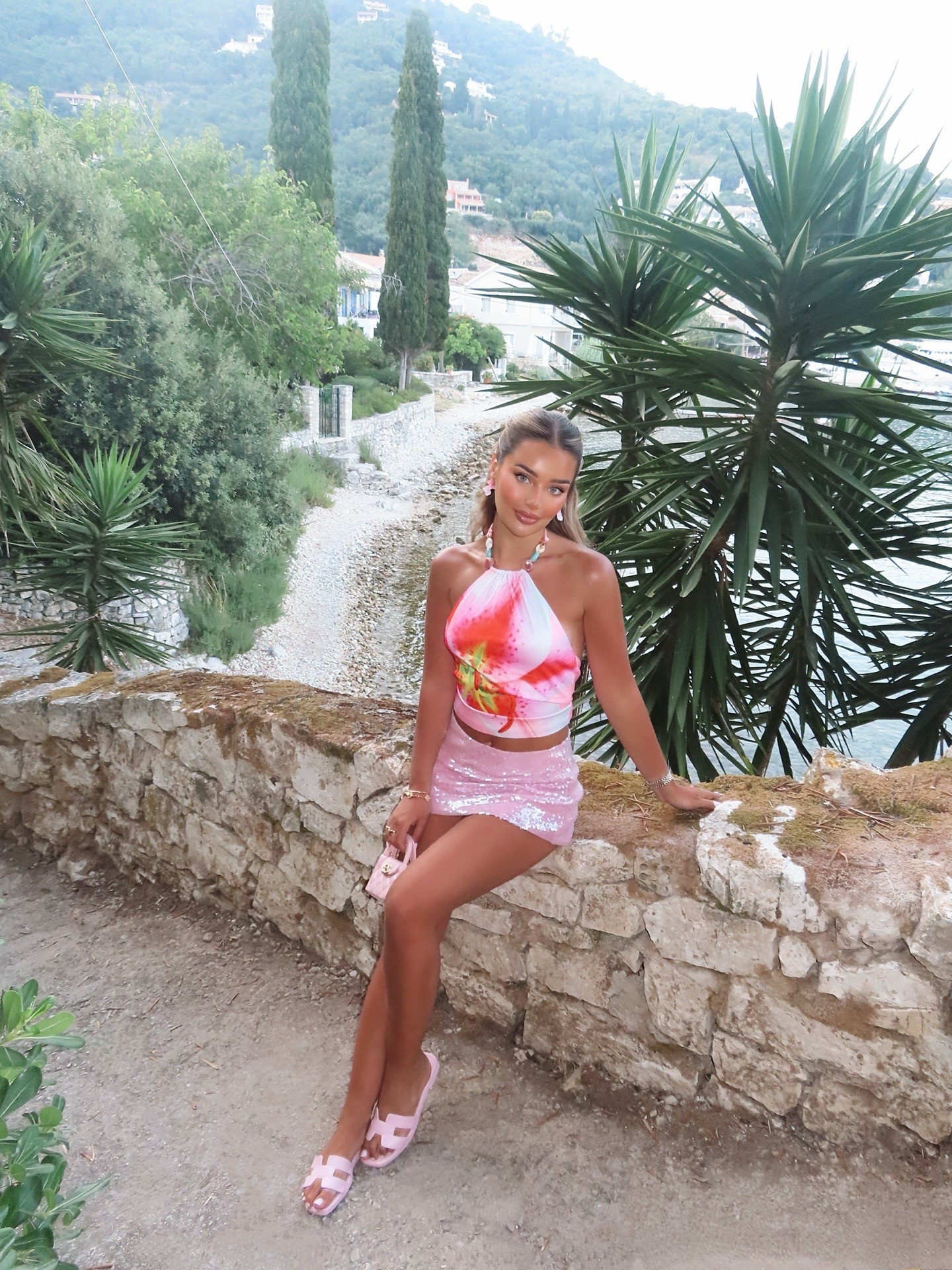 ok maybe one of my top 3 outfits this summer 👏💕🎀 love love love the sparkle mini skirt and the flower top with the beads?!? perfect for holidays 🩷

my 15% peppermayo discount code is ‘lucinda15’ 



#LTKeurope #LTKtravel #LTKsummer