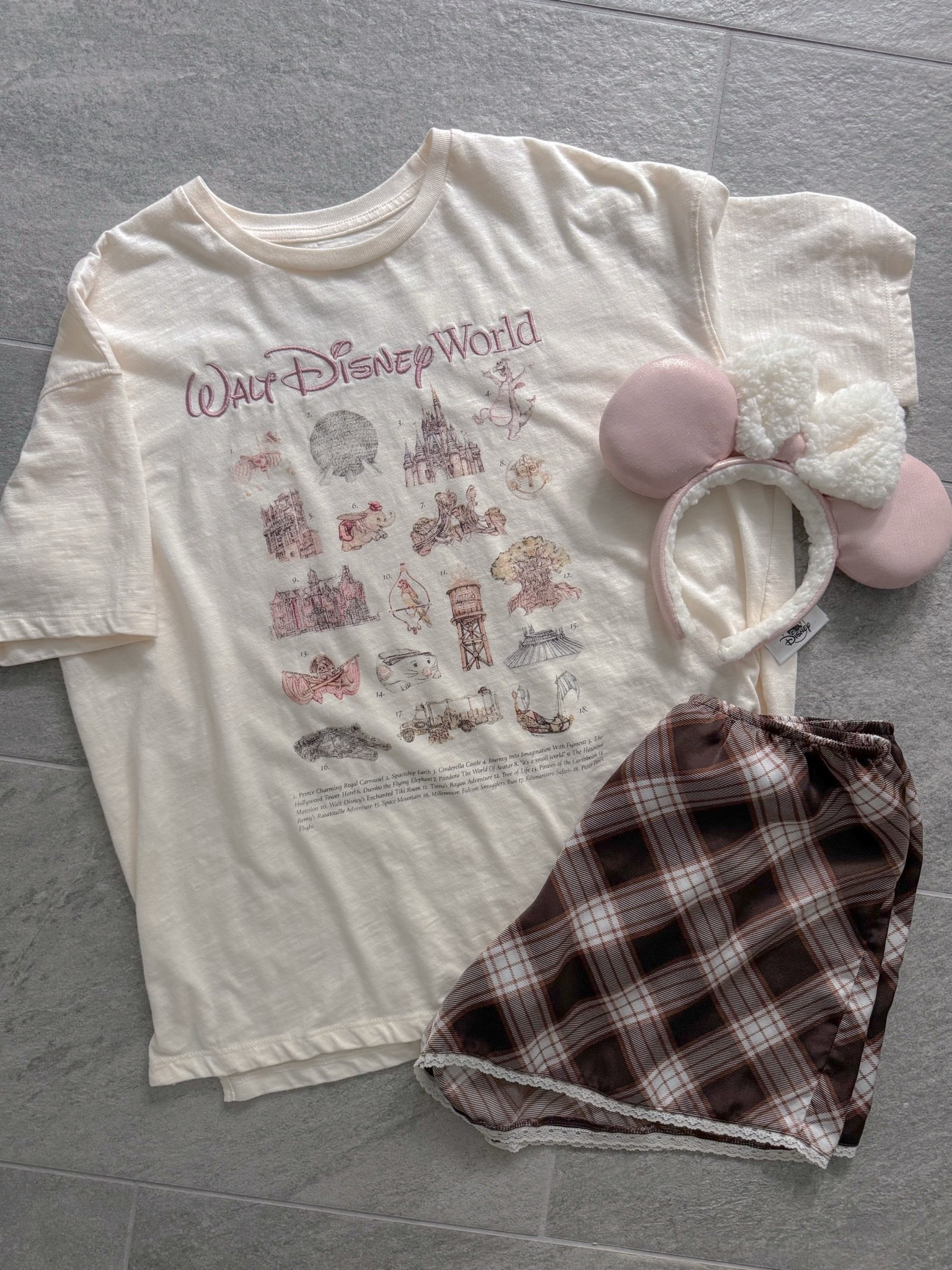 Packing for an autumn Disney trip! Bought this t-shirt at the parks. Plaid shorts are Aerie.

#LTKSeasonal #LTKOver40 #LTKTravel