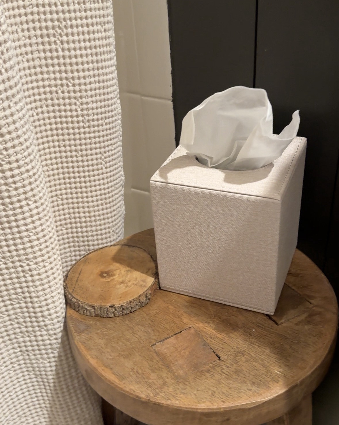 Linen neutral tissue box cover with a magnetic bottom—an easy, elevated swap that keeps things looking clean and cohesive.

P.S. Paneling color: Sherwin-Williams Urbane Bronze (SW 7048)

#LTKHome #LTKSaleAlert
