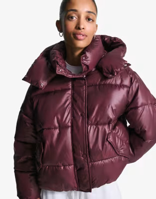 Bershka Puffer jacket with hood in burgundy | ASOS | ASOS (Global)