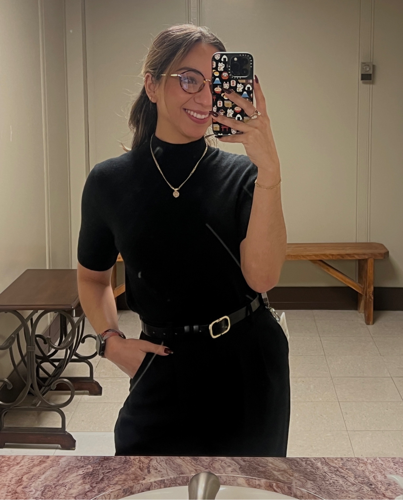 Cashmere Sweater for EVERY SEASON ✨🖤

#LTKStyleTip #LTKBeauty #LTKSaleAlert