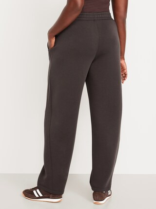 High-Waisted Bounce Fleece Barrel Sweatpants | Old Navy (US)