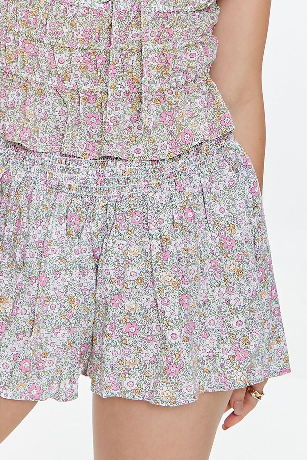 Smocked Floral Print Shorts | Forever 21 (US)