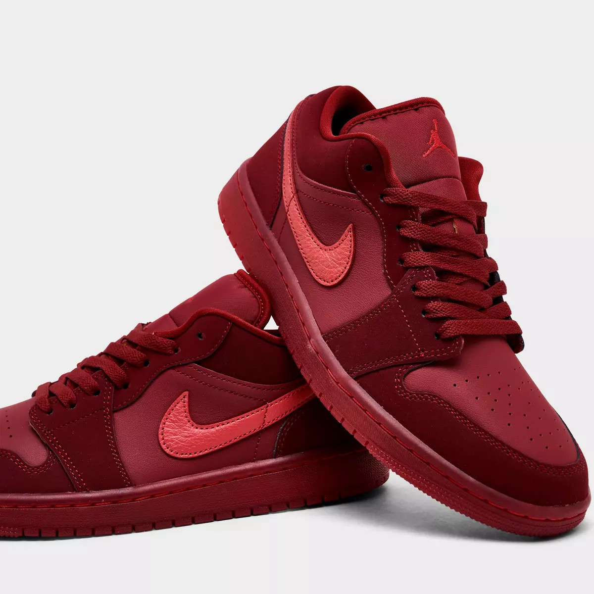 Women's Air Jordan 1 Low SE Casual Shoes | Finish Line (US)