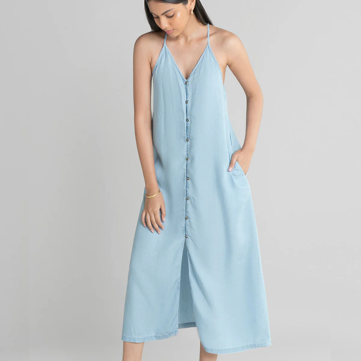 IN THE MOOD FOR LOVE DENIM MAXI DRESS | Reistor