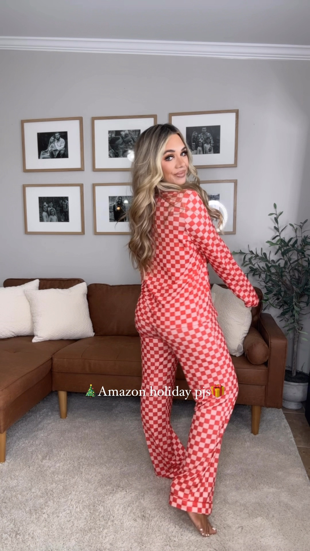 Amazon Christmas pj sets. I’m in a size medium in them all

#LTKHoliday #LTKStyleTip #LTKFindsUnder50