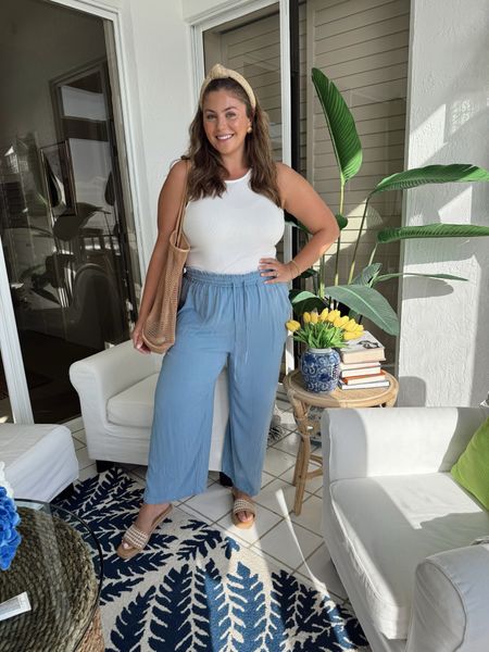 Most loved of the week- palazzo pants, perfect spring break outfit and pairs well with a tank or tee. Wearing size XL. 

#LTKfindsunder50 #LTKmidsize #LTKstyletip