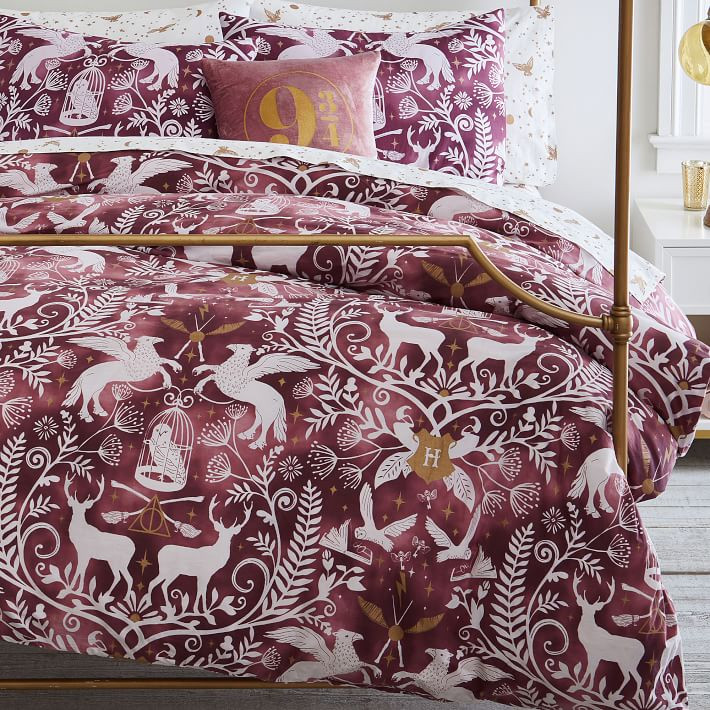 Harry Potter™ Magical Damask Duvet Cover - Burgundy | Pottery Barn Teen