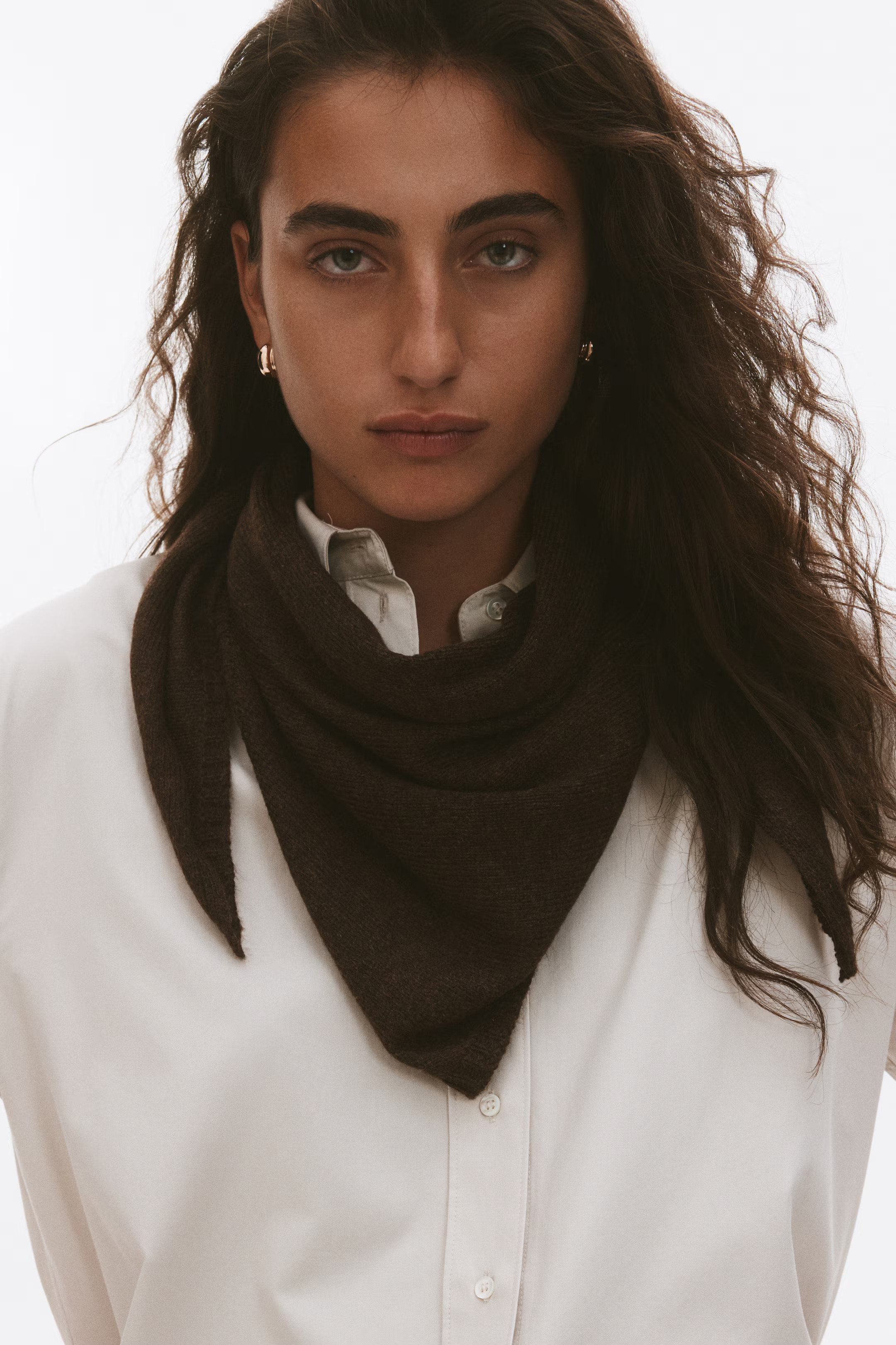 Fine-knit scarf | H&M (UK, MY, IN, SG, PH, TW, HK)