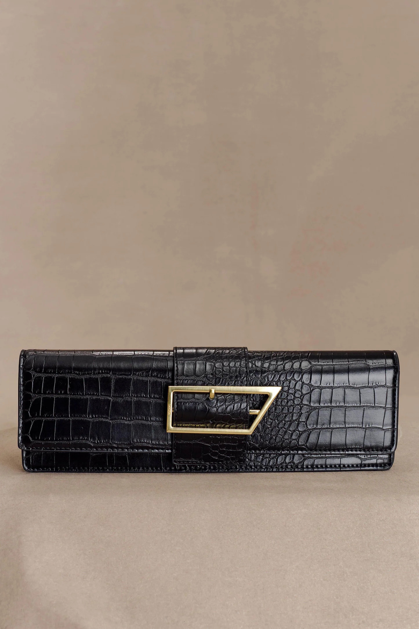 Jessica Faux Leather Crocodile Clutch - Black | MESHKI US