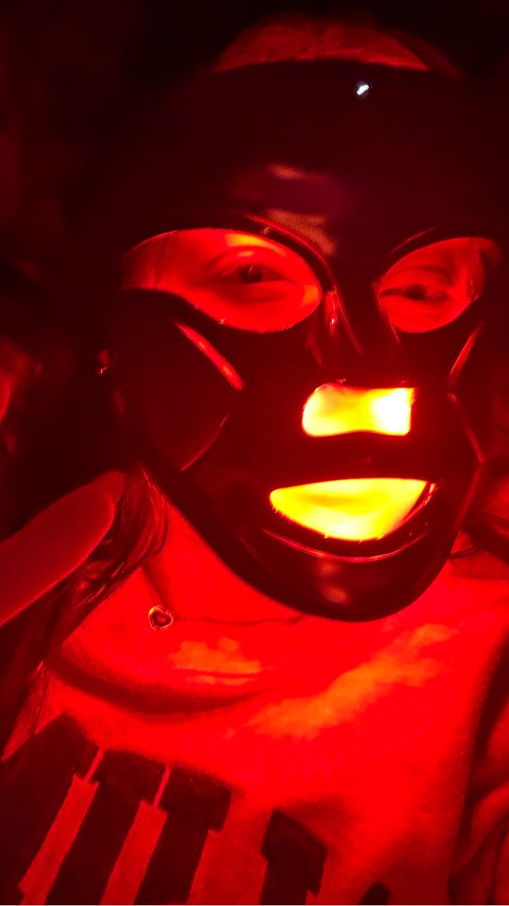 I’ve only been biohacking for a little bit, but wow… it sounds way cooler than ‘tiny things I do to feel human again’ 😂✨

Stick around — this is the SIMPLE, mom-friendly version anyone can do Let’s chat BiOHacking

#LTKCyberWeek #LTKgrwm #LTKGiftGuide