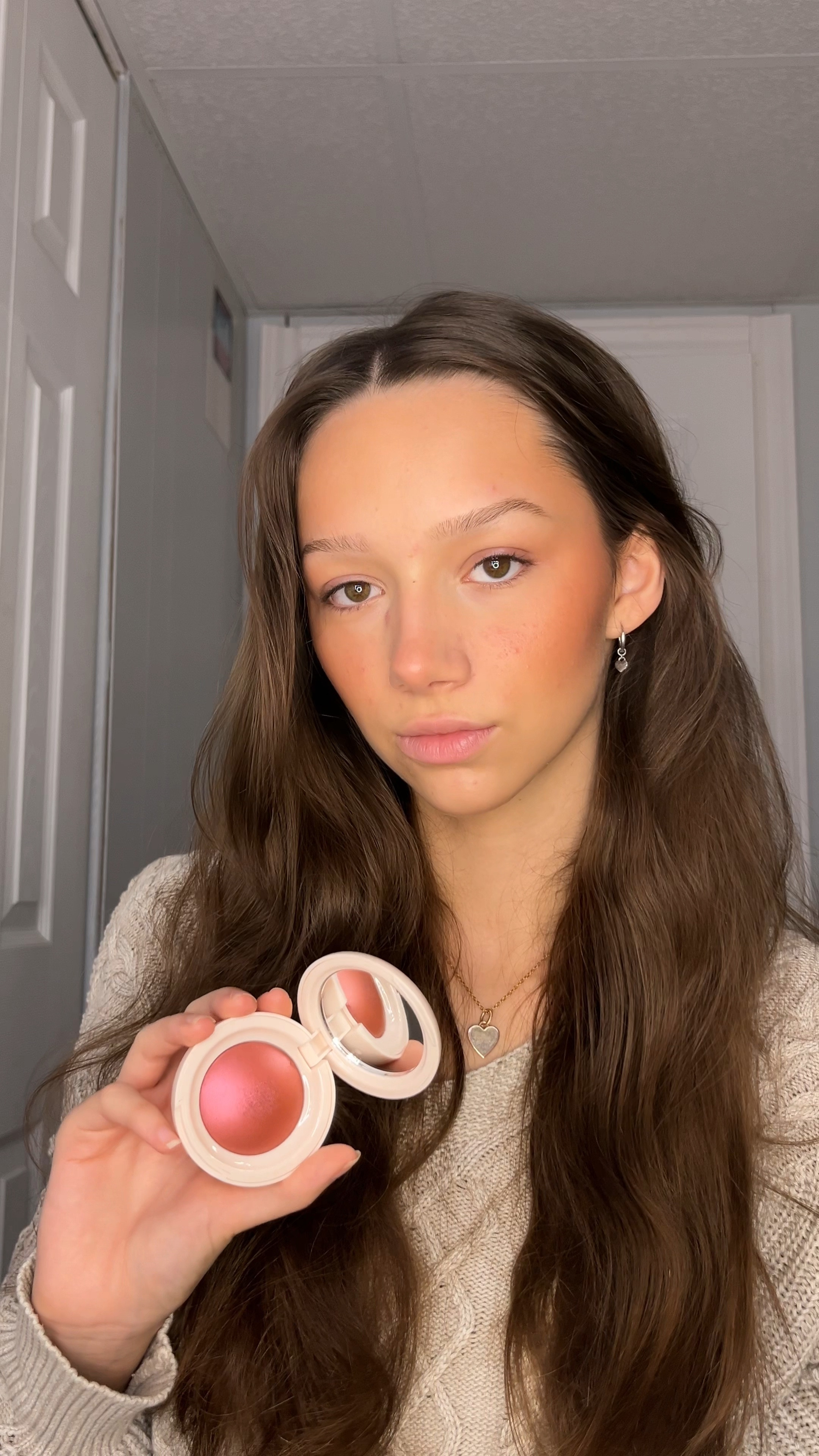 cherry pie blush


#LTKbeauty #LTKwinter