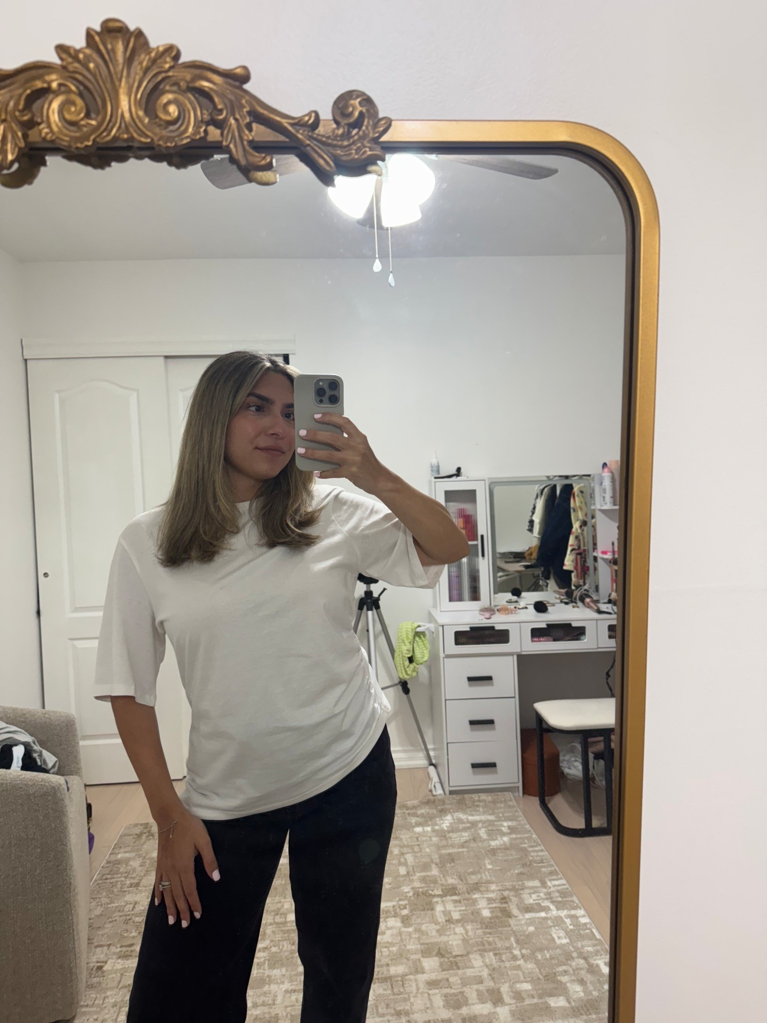 Outfit of the day! This tee is $15 and comes in 3 colours! Asymmetrical tops are trending for spring ✨

#LTKpetite #LTKcanada #LTKstyletip