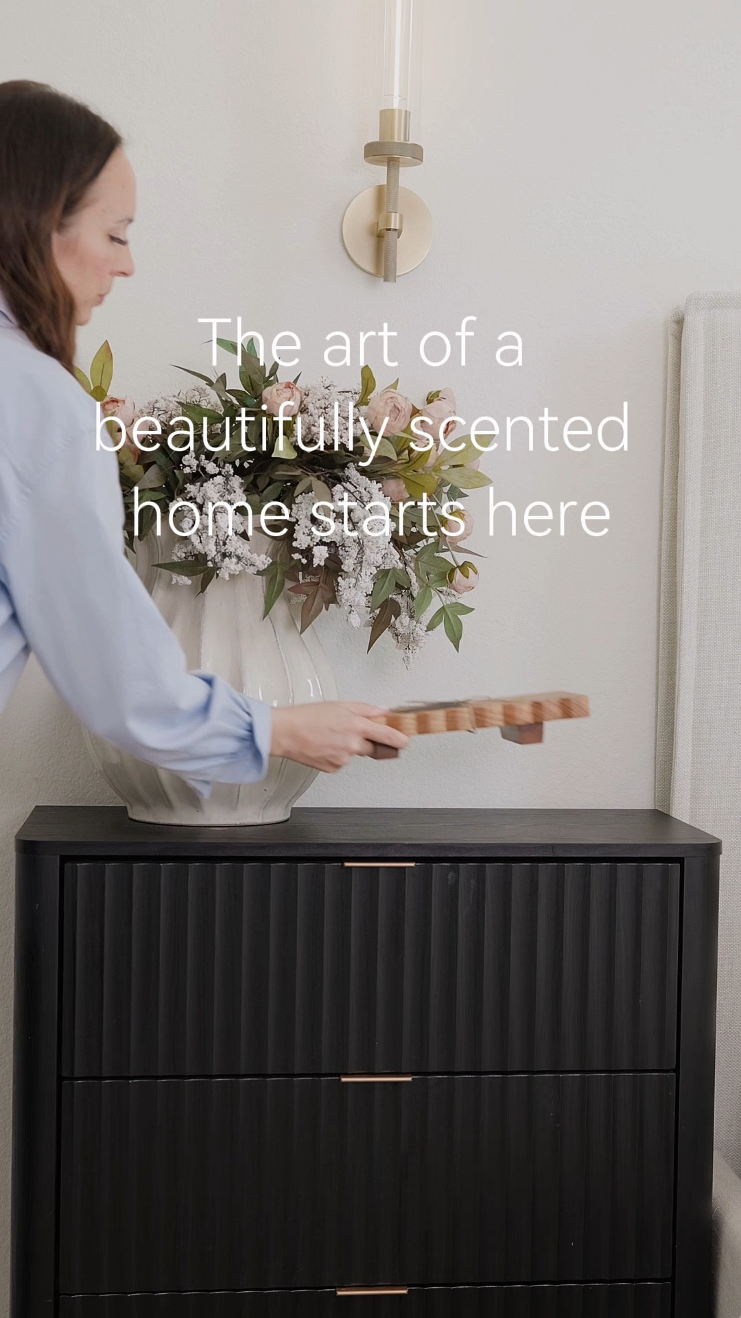 One thing I didn’t realize I was missing…
finishing a clean room with scent.
Adding that final layer completely changes how the space feels—more calm, more put together.
Lately I’ve been using Lavant as that last step, and it’s made my bedroom resets feel so much more complete, especially for spring!✨

Comment SCENT for 🔗 and use my code KT20 

Spring refresh
Home scents
Lavant
Plant based products 
Bedroom refresh


#LTKHome #LTKdayinmylife #LTKSeasonal