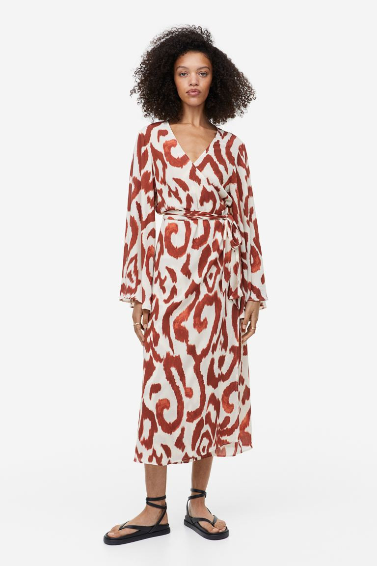 Lange overslagjurk | H&M (DE, AT, CH, NL, FI)