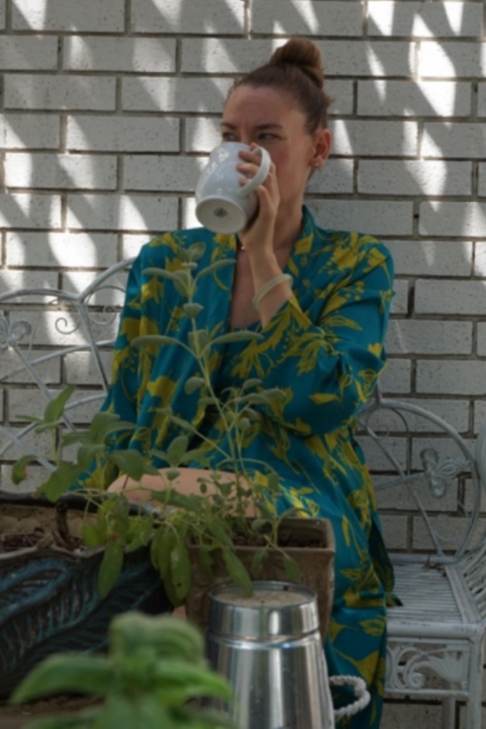 Why do have to work on Mondays and why do silk robes make everything better?! I have answers to just one of these questions! #investmentpiece 

#LTKSeasonal #LTKOver40 #LTKStyleTip