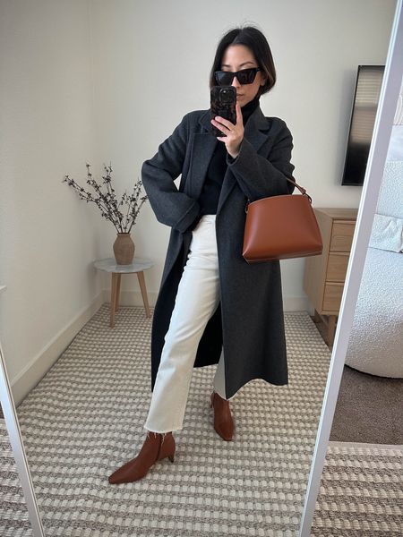 Sandwich Style. Best white jeans! 

Coat - Mango xxs
Sweater - Everlane xs
Jeans - DL1961 25
Boots - Staud 35
Bag - Staud Tellie 
Sunglasses - YSL Mica 

Petite style, tonal style, neutral outfit, capsule wardrobe, minimal Style, street style outfits

#LTKshoecrush #LTKFind #LTKitbag