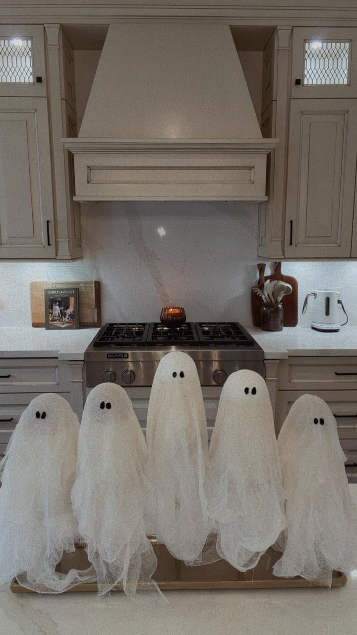 DIY Halloween decor
Centerpiece

#LTKdayinmylife #LTKmomlife #LTKHome