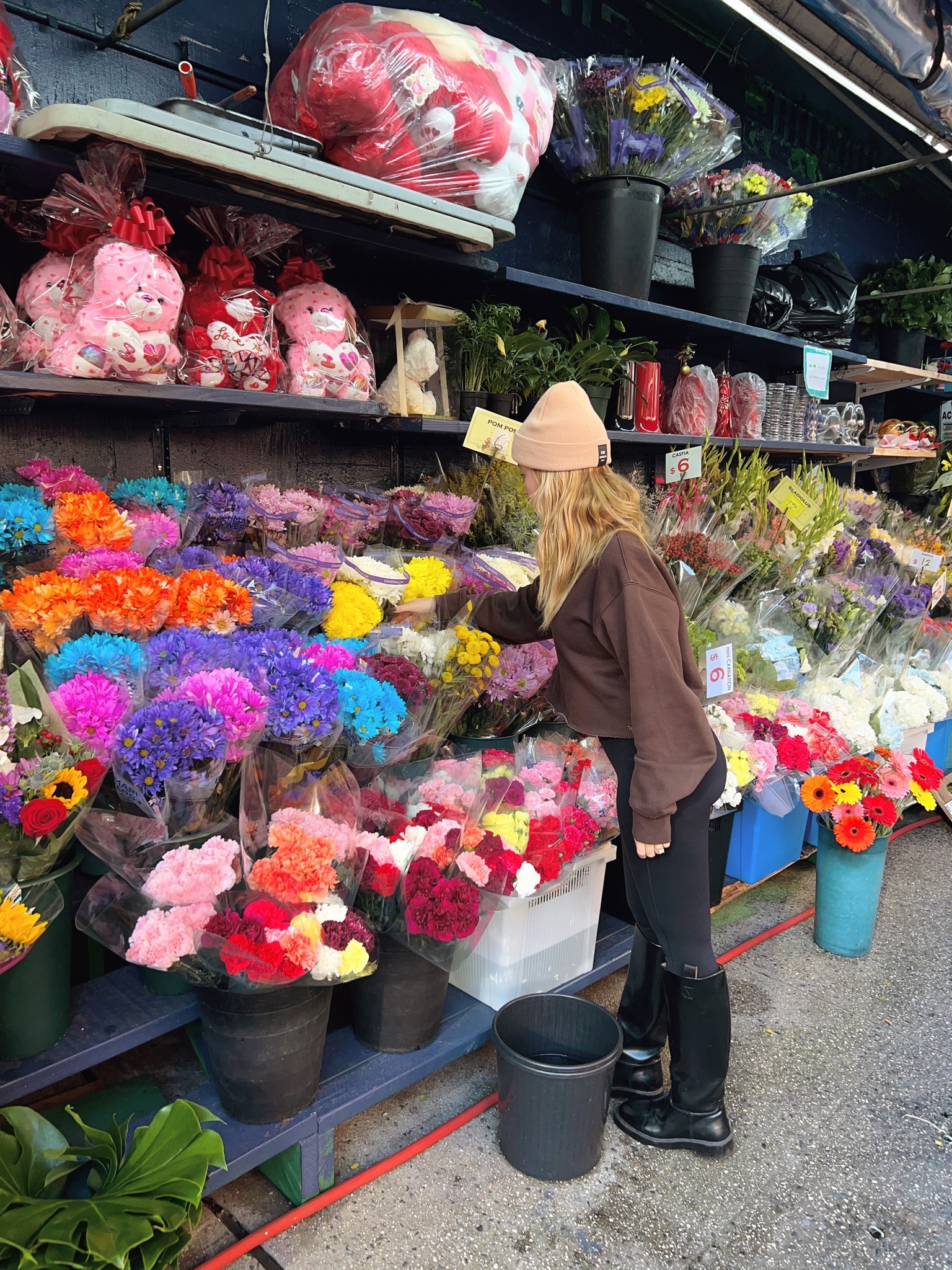 Casual fit 

#LTKunder50 #LTKshoecrush #LTKSeasonal