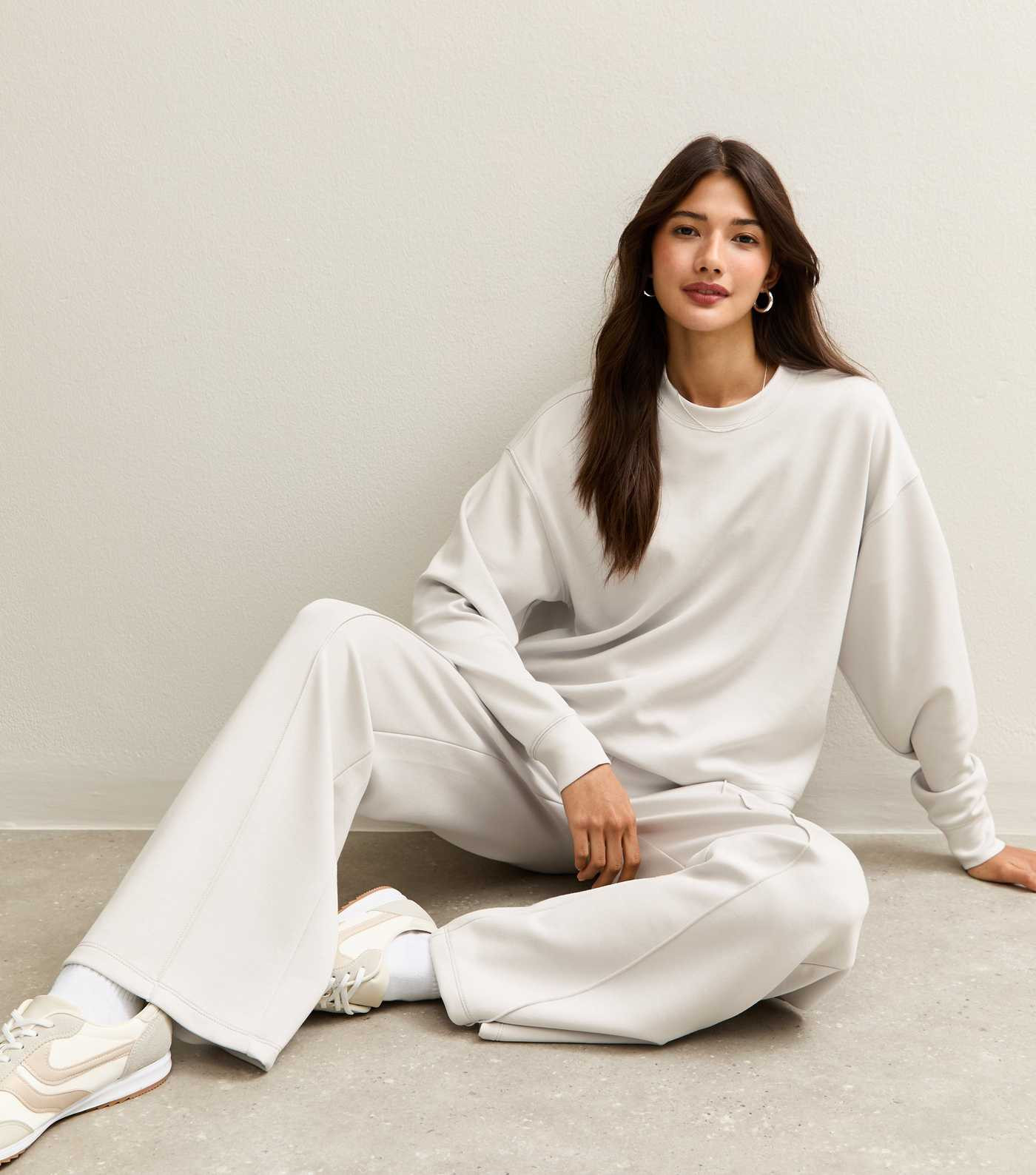 Premium Light Grey Elasticated Waist Wide Leg Joggers | New Look | New Look (UK)