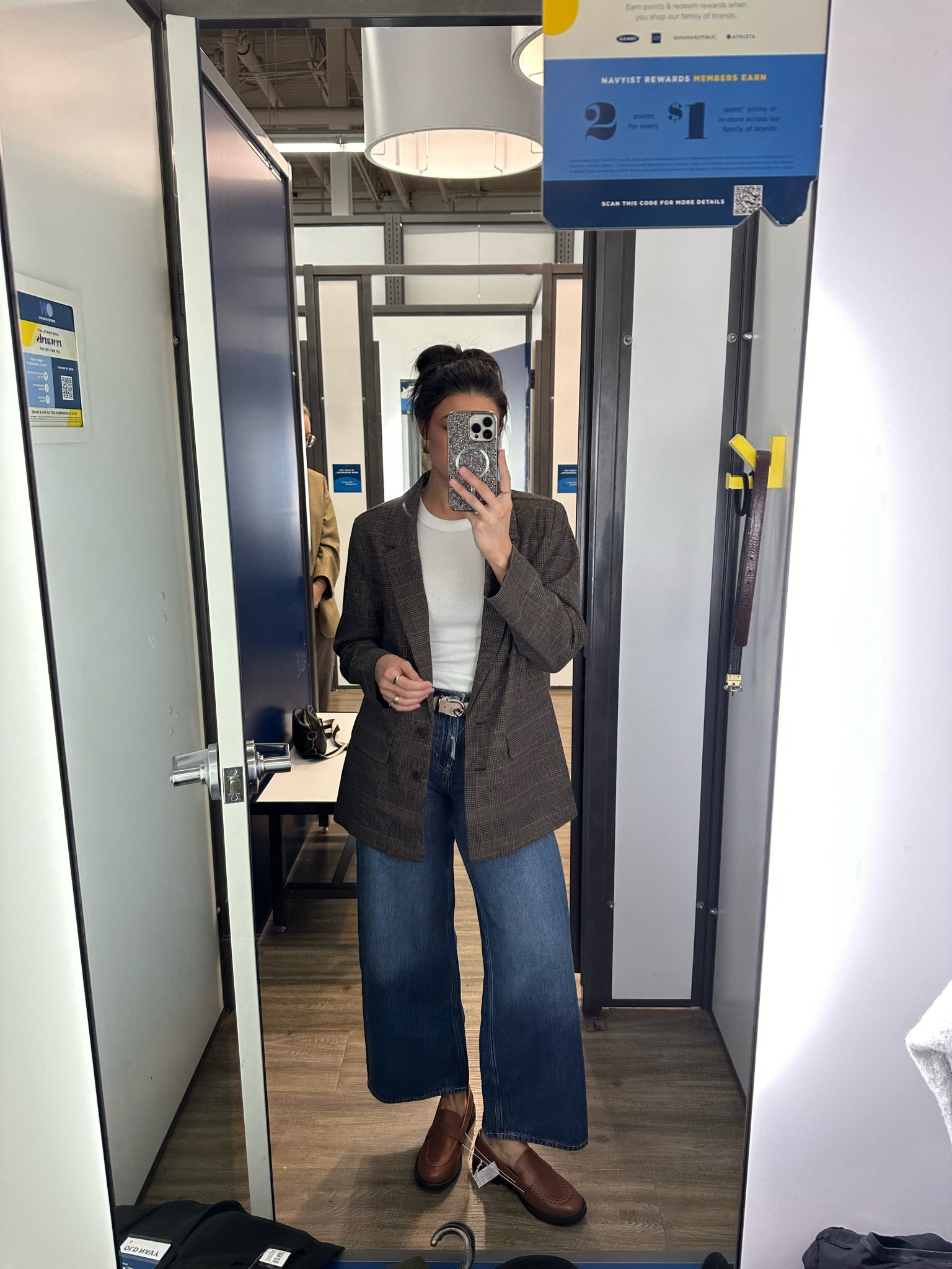 Timeless Edit Episode 1
Old Navy Capsule Wardrobe pieces 
Satin midi skirt, loafers, ballet flats, blazer, cardigan, tank, button up, wide leg jeans, trousers, belt 

#LTKfindsunder50 #LTKsalealert #LTKstyletip