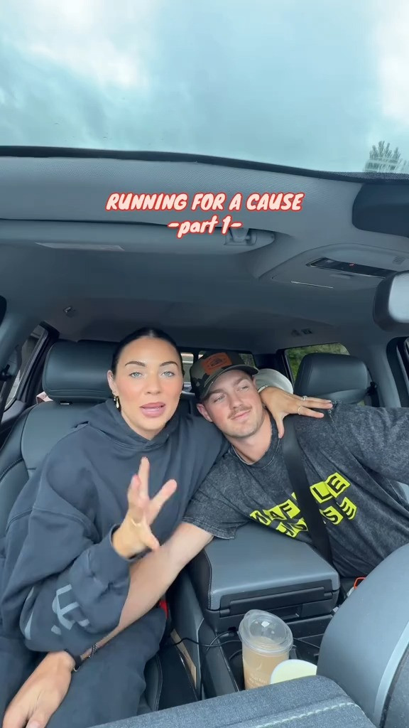 Flower arrangement and vase 
 

#LTKStyleTip #LTKFamily #LTKHome