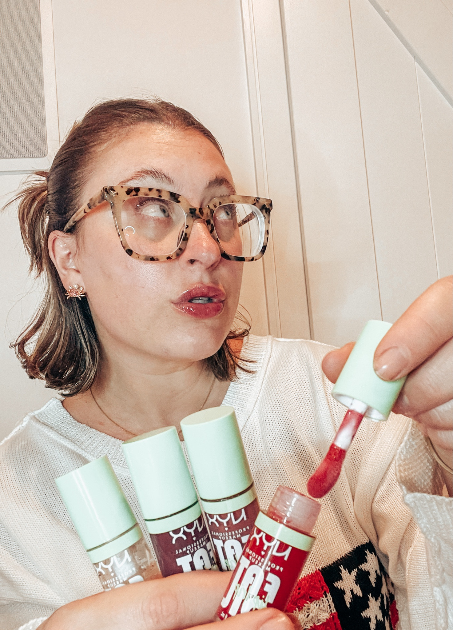 Found the perfect RED lip gloss!! So I wanted to share with you!!

#LTKSeasonal #LTKFindsUnder50 #LTKBeauty