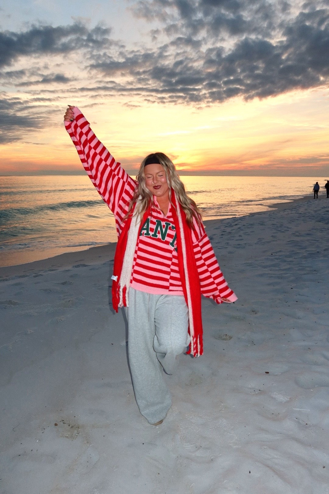 Pants: 2x

#LTKHoliday #LTKTall #LTKActive