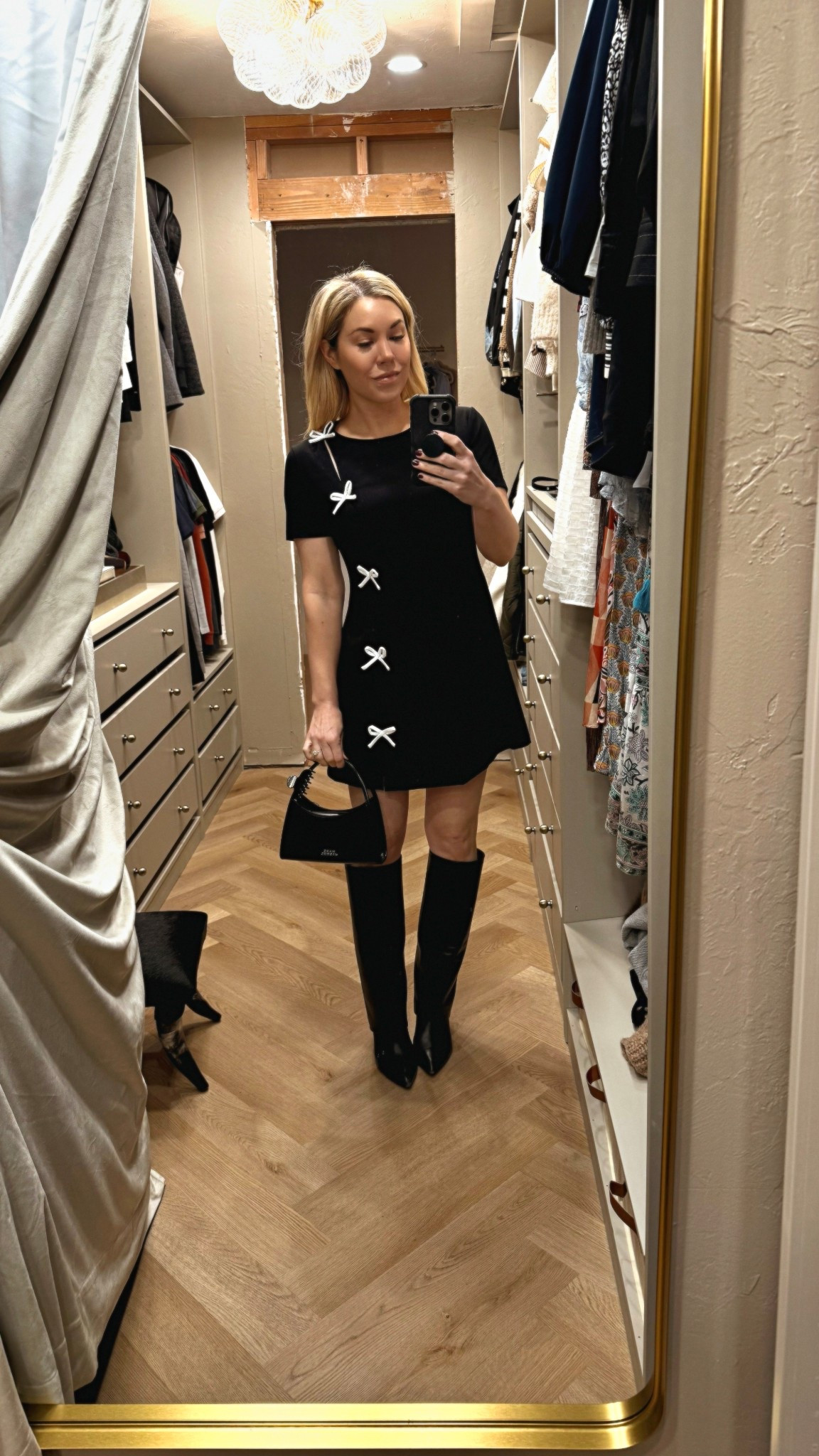 Amazon dress - so cute! Runs TTS wearing the small


#LTKFindsUnder50 #LTKgrwm #LTKootd