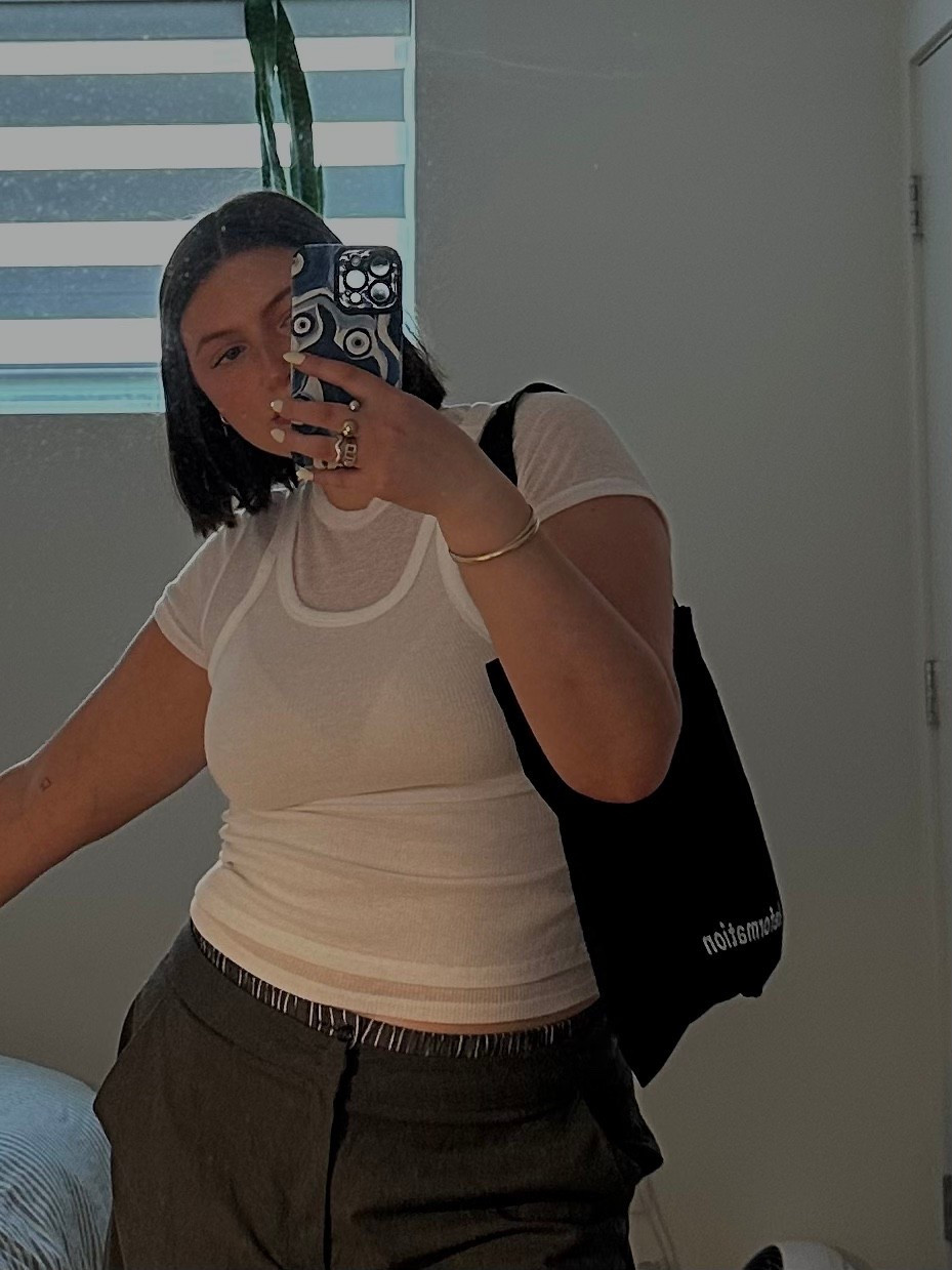 SKIMS Sheer Rib t-shirt and tank layered outfit, midsize outfit, size 10 fashion 

#LTKcurves #LTKmidsize #LTKstyletip