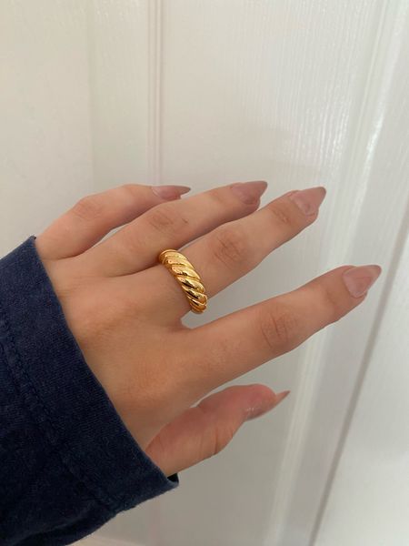 Pretty ring!!🫶

Love this temu ring, linked the amazon version as well😘

Temu finds / temu haul / temu clothes / temu clothing / gold ring / amazon jewelry / amazon rings / amazon gold rings / amazon gold jewelry / Clean girl aesthetic / clean girl outfit / Pinterest aesthetic / Pinterest outfit / that girl outfit / that girl aesthetic / old money aesthetic


#LTKfindsunder50 #LTKfindsunder100 #LTKSeasonal