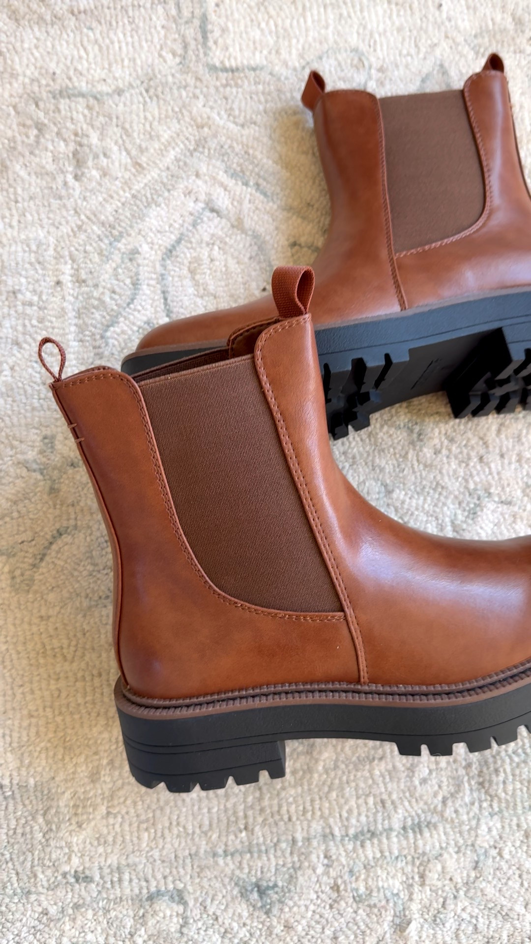 Fall boots from Amazon! 

#LTKShoeCrush #LTKStyleTip #LTKSaleAlert