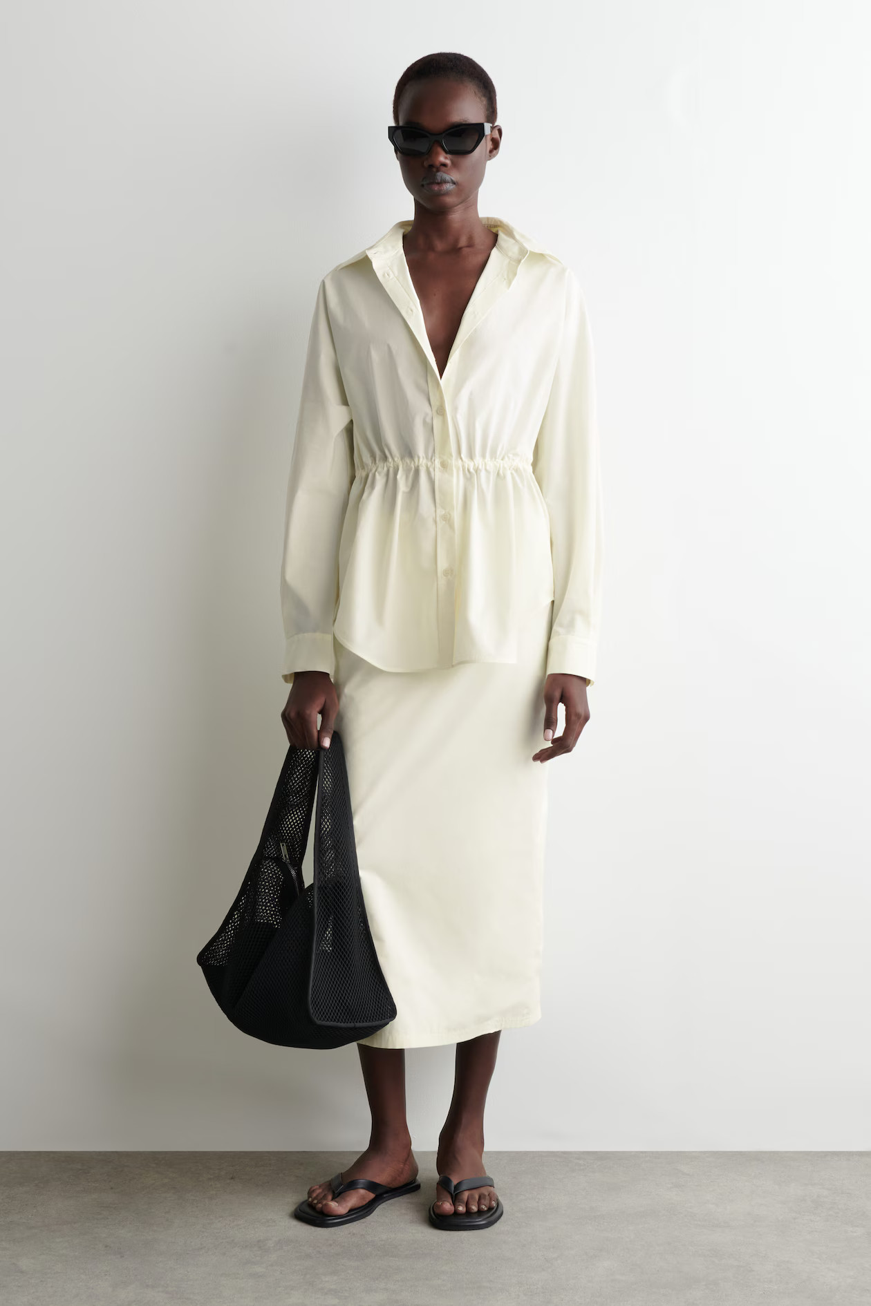 SLOUCHY MINI TOTE BAG - MESH - BLACK | COS UK