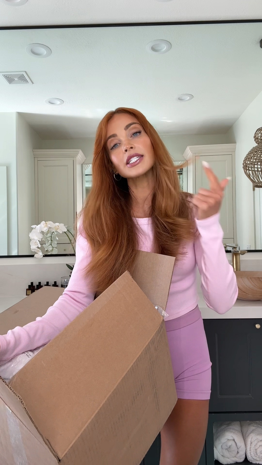 Revolve haul part 1

Checkered button up xs
Checkered bloomer xs
Jeans 24
Hoodie medium 
Red capri xs
Red top xs

#LTKStyleTip