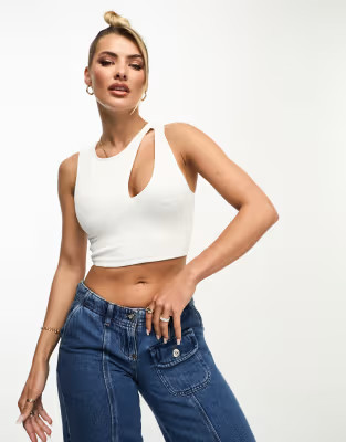 Pull&Bear asymmetric cut out crop racer tank top in off white | ASOS (Global)