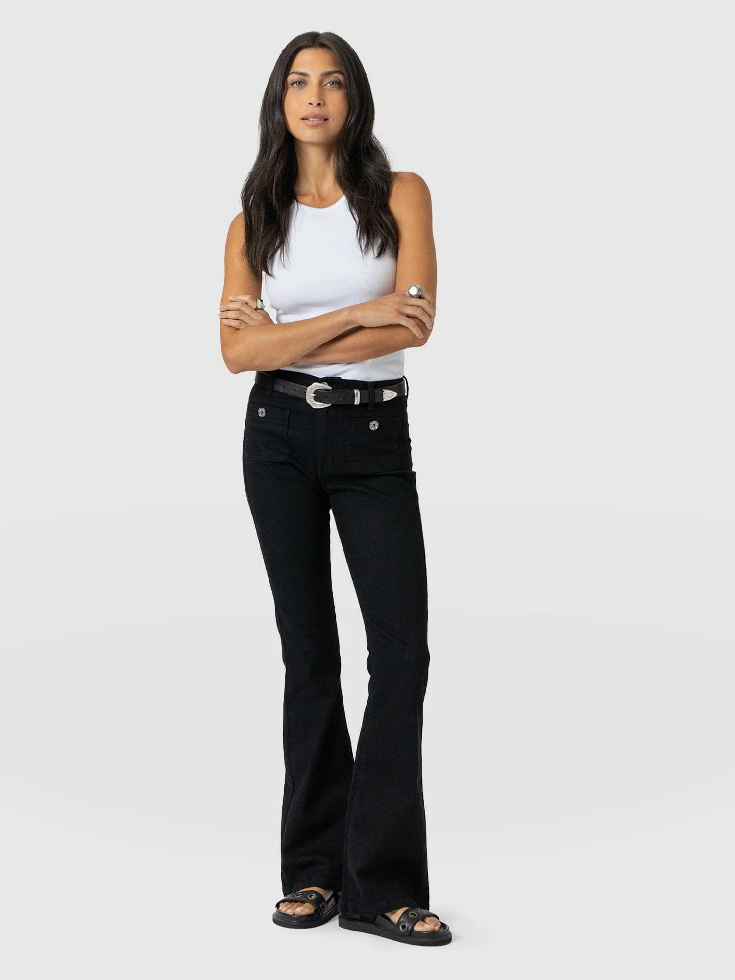 Bowie Stretch Flare Jeans - Black | Saint + Sofia