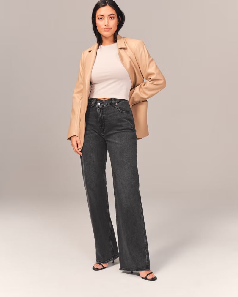 Women's Curve Love High Rise 90s Relaxed Jean | Women's Bottoms | Abercrombie.com | Abercrombie & Fitch (US)