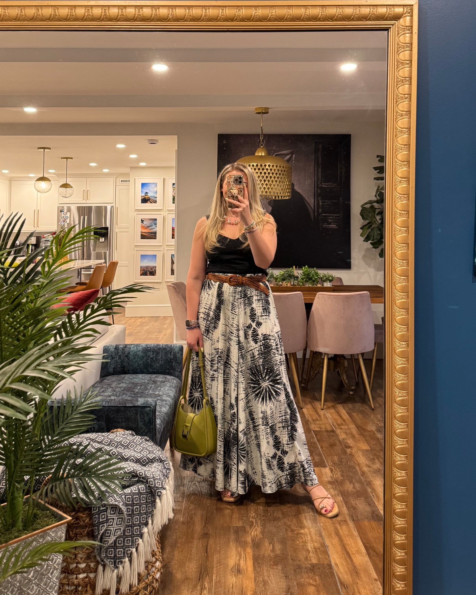 Casual spring date night outfit 

#LTKStyleTip #LTKMidsize #LTKSeasonal