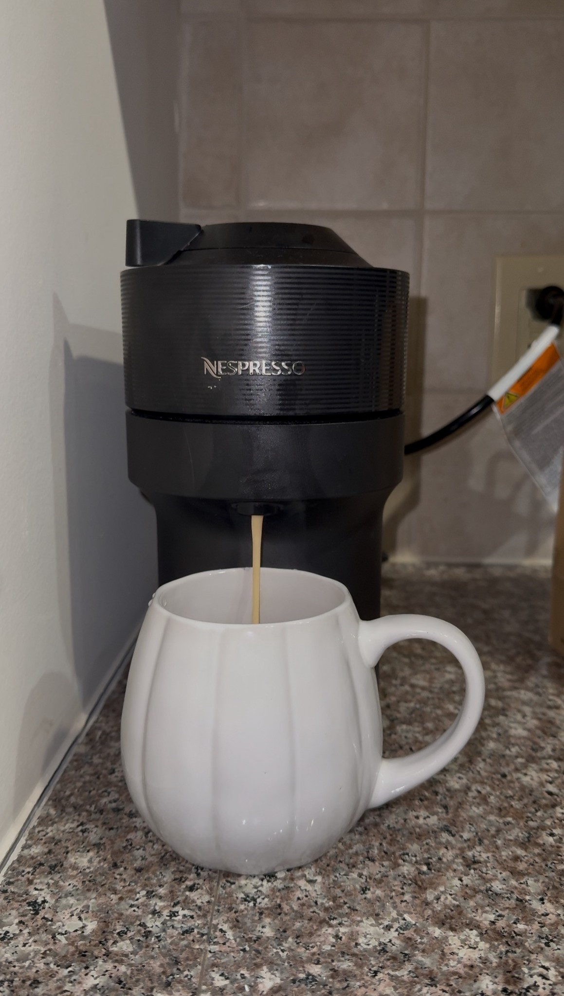 Pumpkin Spice season, This Pumpkin Spice Cake pod has me in a chokehold 🧡☕️

#LTKSeasonal #LTKFindsUnder100 #LTKHome